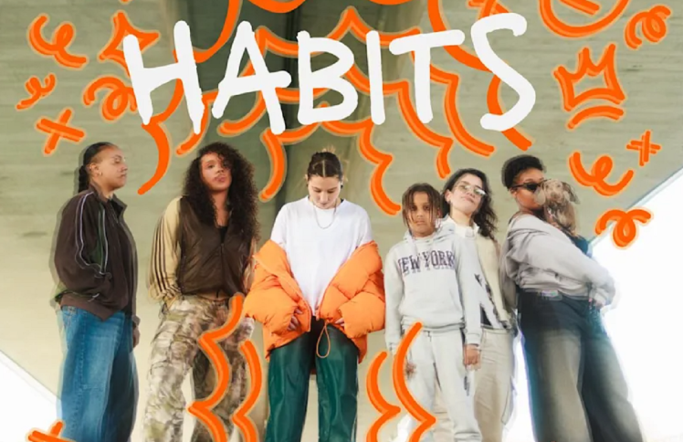Larakay | Habits